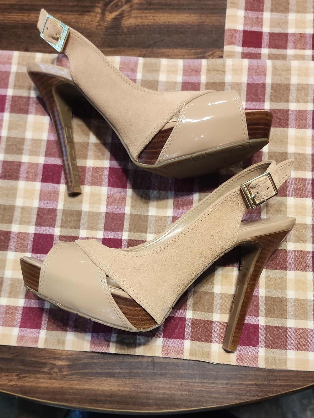 BCBGeneration Nude Beige Suede & Patent Slingback Heels